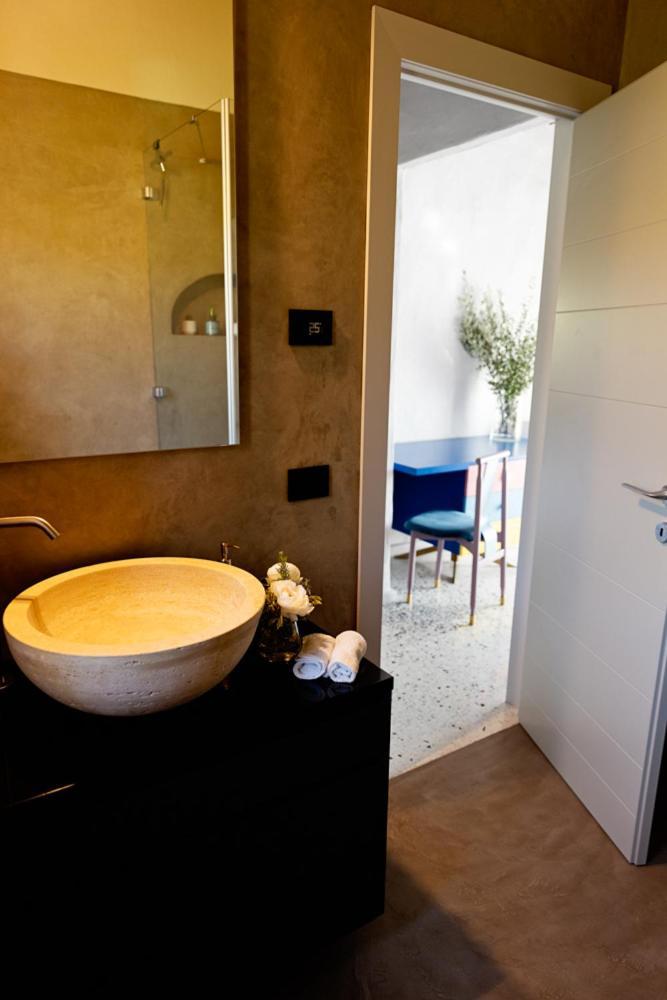 Villa Privata Con Piscina A Riparbella Кастелина Маритима Екстериор снимка